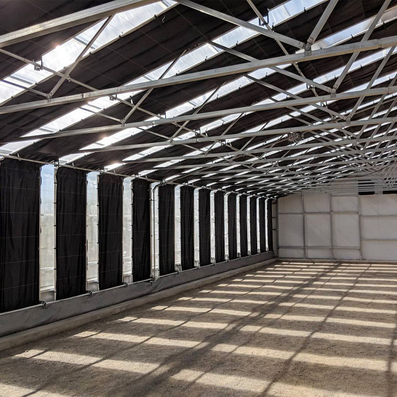 Estufa de privação de luz completa com filme de apagão e quadro de tubos de aço galvanizado a quente personalizado